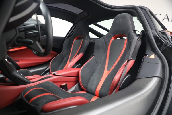 Used 2019 McLaren 720S Performance for sale $275,900 at Pagani of Greenwich in Greenwich CT 06830 20