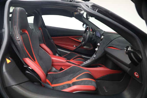 Used 2019 McLaren 720S Performance for sale $275,900 at Pagani of Greenwich in Greenwich CT 06830 24