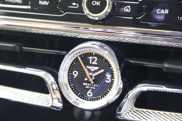 New 2027 Bentley Flying Spur Azure for sale $363,300 at Pagani of Greenwich in Greenwich CT 06830 24