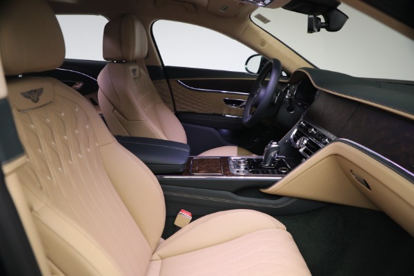 New 2027 Bentley Flying Spur Azure for sale $363,300 at Pagani of Greenwich in Greenwich CT 06830 26