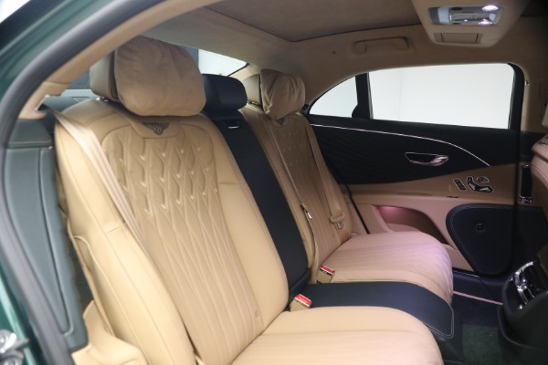 New 2027 Bentley Flying Spur Azure for sale $363,300 at Pagani of Greenwich in Greenwich CT 06830 28