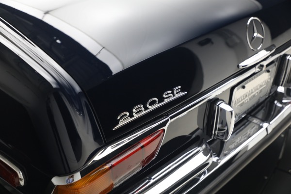 Used 1971 Mercedes-Benz 280SE 3.5 Cabriolet for sale $475,000 at Pagani of Greenwich in Greenwich CT 06830 22