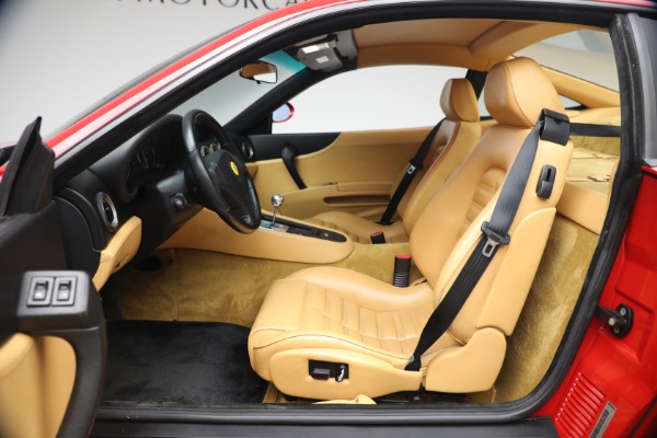 Used 2000 Ferrari 550 Maranello for sale $395,900 at Pagani of Greenwich in Greenwich CT 06830 13