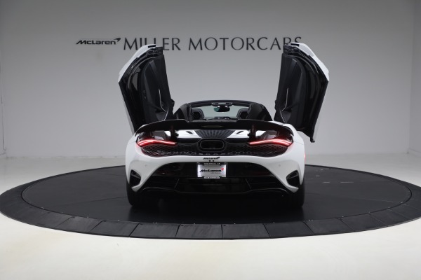 New 2027 McLaren 750S Spider Performance for sale $471,170 at Pagani of Greenwich in Greenwich CT 06830 16