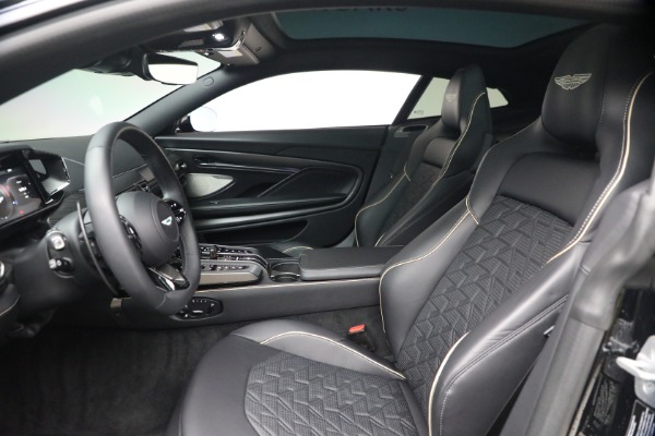 Used 2025 Aston Martin Vanquish for sale $415,900 at Pagani of Greenwich in Greenwich CT 06830 14