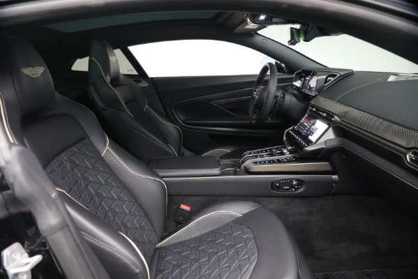 Used 2025 Aston Martin Vanquish for sale $415,900 at Pagani of Greenwich in Greenwich CT 06830 21