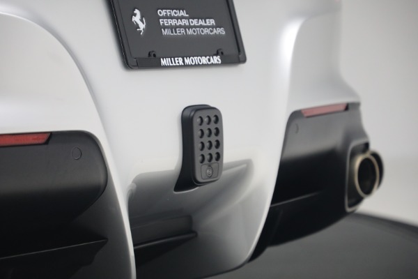 Used 2014 Ferrari F12berlinetta for sale $519,900 at Pagani of Greenwich in Greenwich CT 06830 25