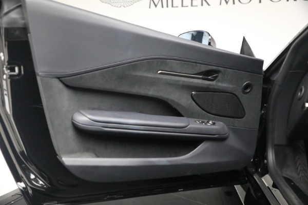 Used 2025 Aston Martin Vantage for sale $187,900 at Pagani of Greenwich in Greenwich CT 06830 16