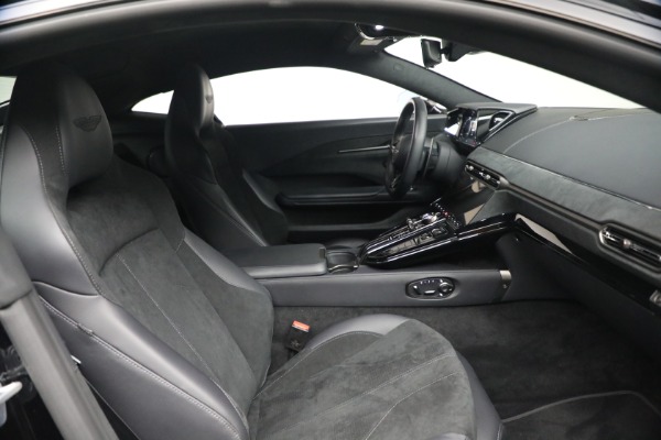 Used 2025 Aston Martin Vantage for sale $187,900 at Pagani of Greenwich in Greenwich CT 06830 18