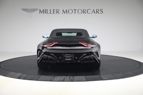New 2026 Aston Martin Vantage S Roadster for sale $256,300 at Pagani of Greenwich in Greenwich CT 06830 18