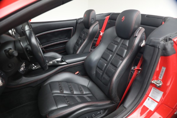 Used 2014 Ferrari California 30 for sale $115,900 at Pagani of Greenwich in Greenwich CT 06830 16