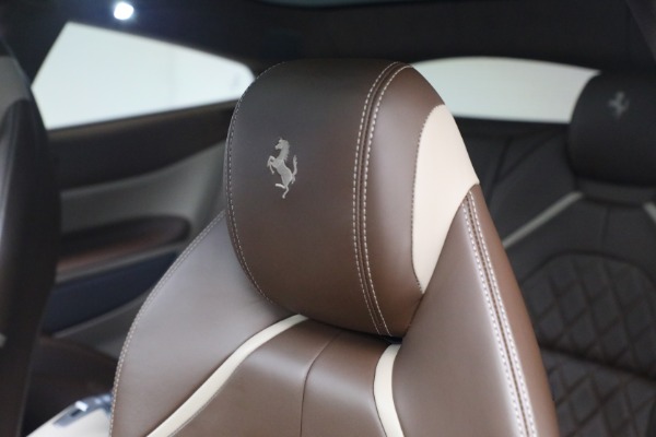 Used 2019 Ferrari GTC4Lusso for sale $259,900 at Pagani of Greenwich in Greenwich CT 06830 21