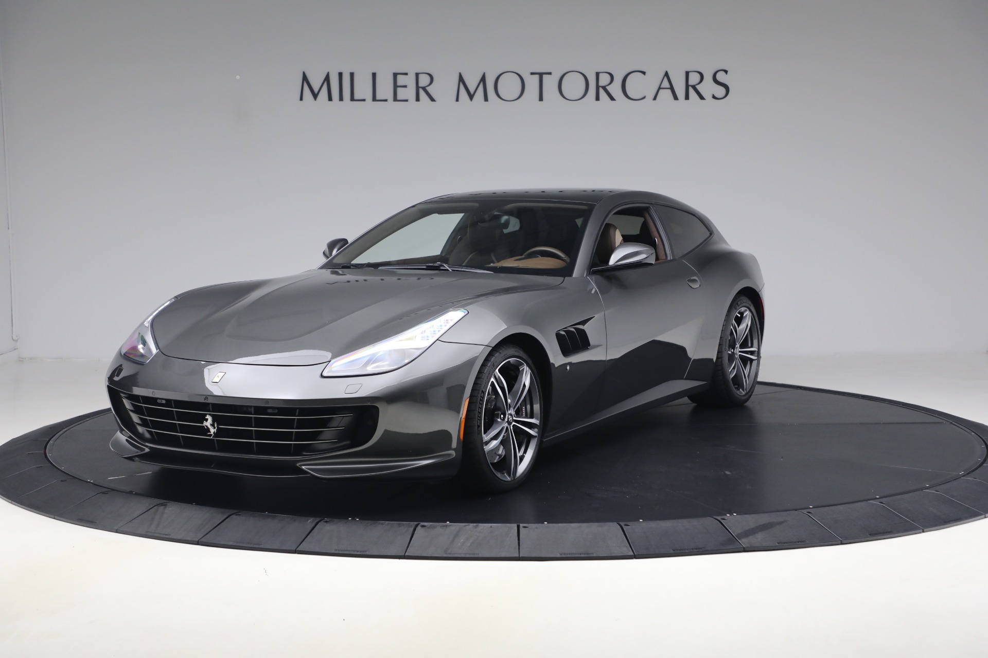 Used 2019 Ferrari GTC4Lusso for sale $259,900 at Pagani of Greenwich in Greenwich CT 06830 1
