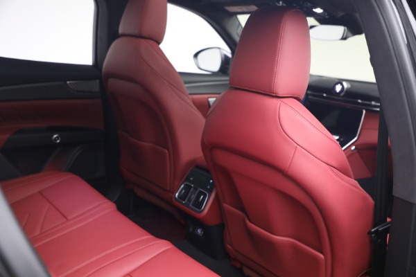 New 2027 Maserati Grecale Trofeo for sale $128,145 at Pagani of Greenwich in Greenwich CT 06830 14