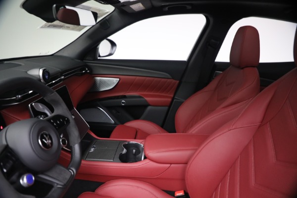 New 2027 Maserati Grecale Trofeo for sale $128,145 at Pagani of Greenwich in Greenwich CT 06830 15