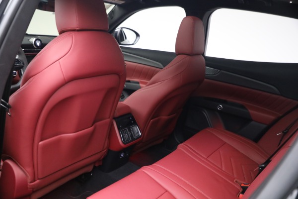 New 2027 Maserati Grecale Trofeo for sale $128,145 at Pagani of Greenwich in Greenwich CT 06830 16