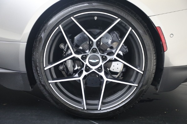 Used 2025 Aston Martin Vanquish for sale $429,900 at Pagani of Greenwich in Greenwich CT 06830 18