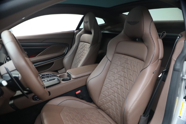 Used 2025 Aston Martin Vanquish for sale $429,900 at Pagani of Greenwich in Greenwich CT 06830 20