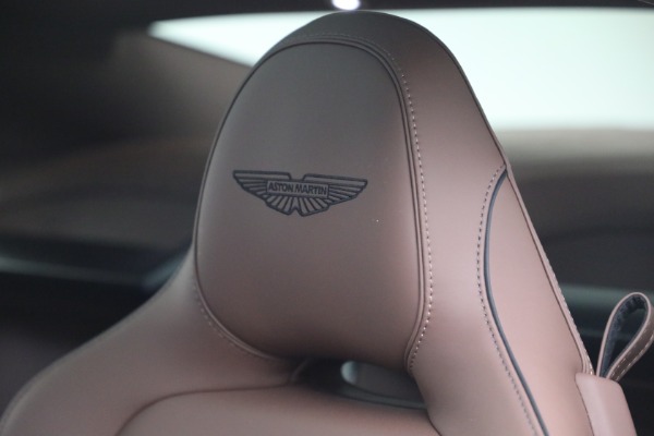 Used 2025 Aston Martin Vanquish for sale $429,900 at Pagani of Greenwich in Greenwich CT 06830 25