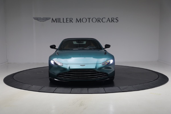 Used 2023 Aston Martin Vantage V8 for sale $151,900 at Pagani of Greenwich in Greenwich CT 06830 27