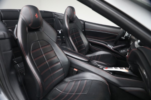 Used 2015 Ferrari California T for sale $139,900 at Pagani of Greenwich in Greenwich CT 06830 20