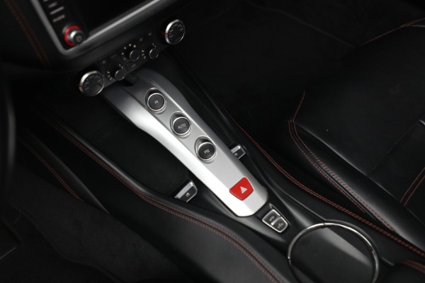 Used 2015 Ferrari California T for sale $139,900 at Pagani of Greenwich in Greenwich CT 06830 23