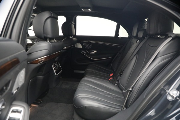 Used 2019 Mercedes-Benz S-Class S 560 4MATIC for sale $49,900 at Pagani of Greenwich in Greenwich CT 06830 19