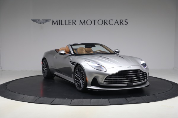 Used 2024 Aston Martin DB12 Volante for sale $255,900 at Pagani of Greenwich in Greenwich CT 06830 11