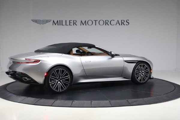 Used 2024 Aston Martin DB12 Volante for sale $255,900 at Pagani of Greenwich in Greenwich CT 06830 20