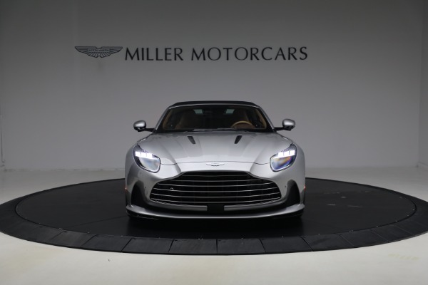 Used 2024 Aston Martin DB12 Volante for sale $255,900 at Pagani of Greenwich in Greenwich CT 06830 24