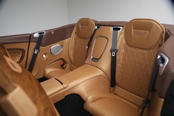 Used 2024 Aston Martin DB12 Volante for sale $255,900 at Pagani of Greenwich in Greenwich CT 06830 28
