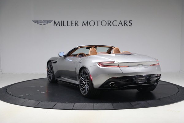 Used 2024 Aston Martin DB12 Volante for sale $255,900 at Pagani of Greenwich in Greenwich CT 06830 5