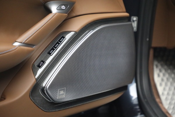 Used 2025 Ferrari Roma Spider for sale $309,900 at Pagani of Greenwich in Greenwich CT 06830 25