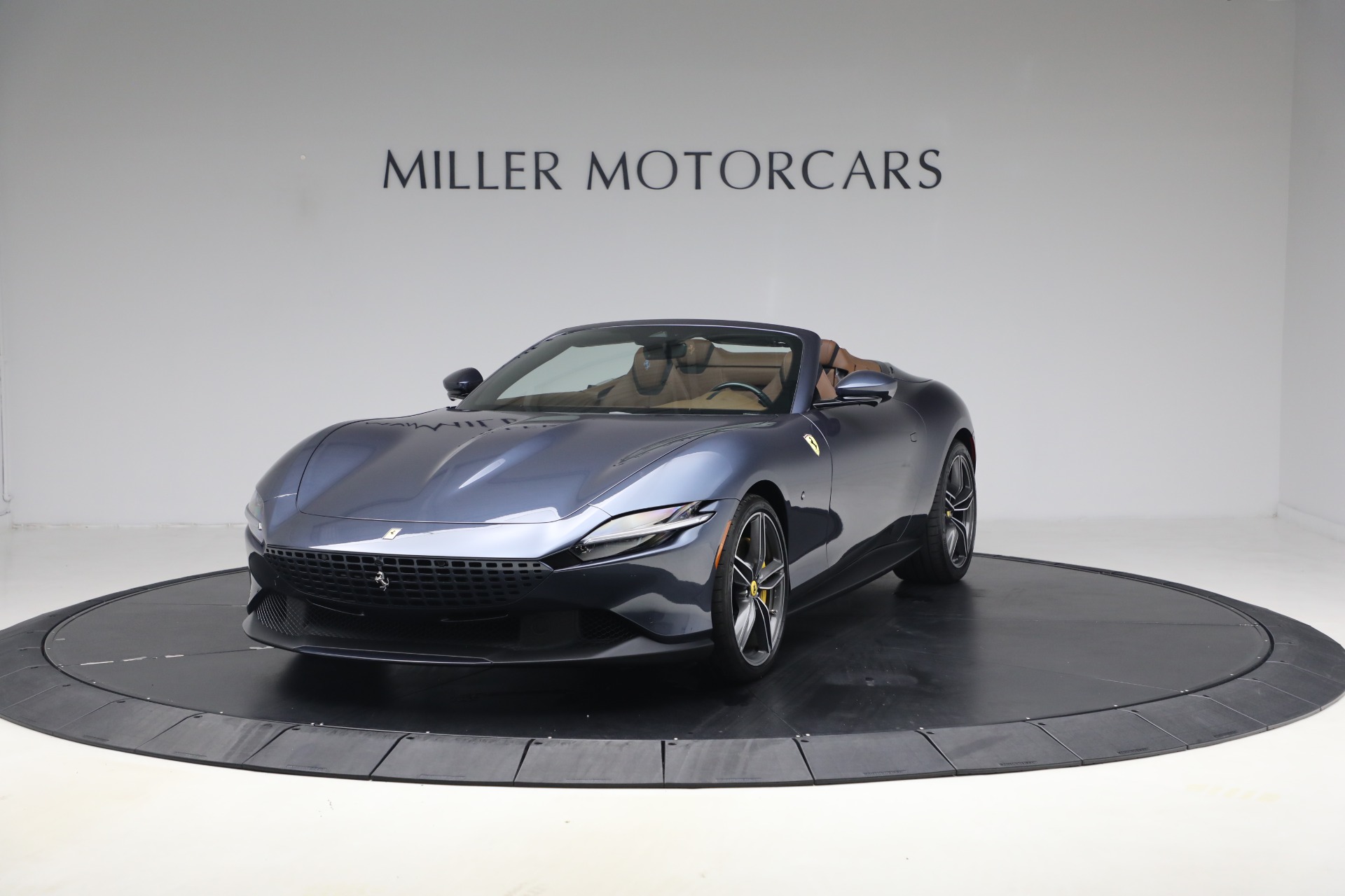 Used 2025 Ferrari Roma Spider for sale $309,900 at Pagani of Greenwich in Greenwich CT 06830 1