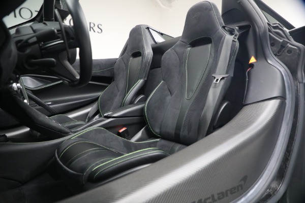 Used 2020 McLaren 720S Spider Performance for sale $277,900 at Pagani of Greenwich in Greenwich CT 06830 27