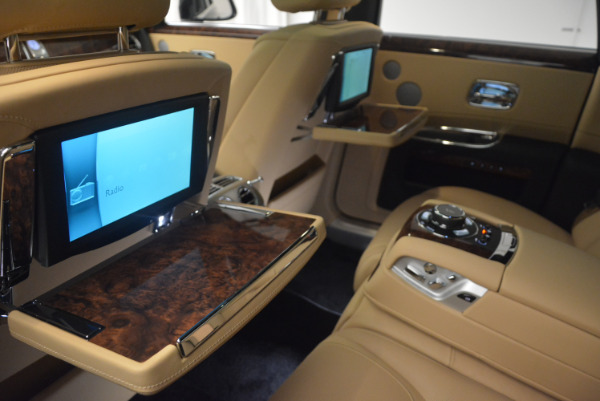 Used 2017 Rolls-Royce Ghost for sale Sold at Pagani of Greenwich in Greenwich CT 06830 28
